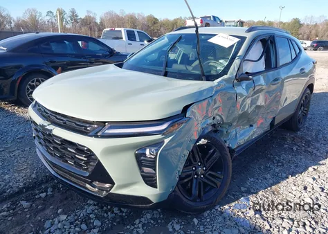 2025 Chevrolet Trax Fwd Activ z USA, uszkodzony, nr VIN KL77LKEPXSC299583